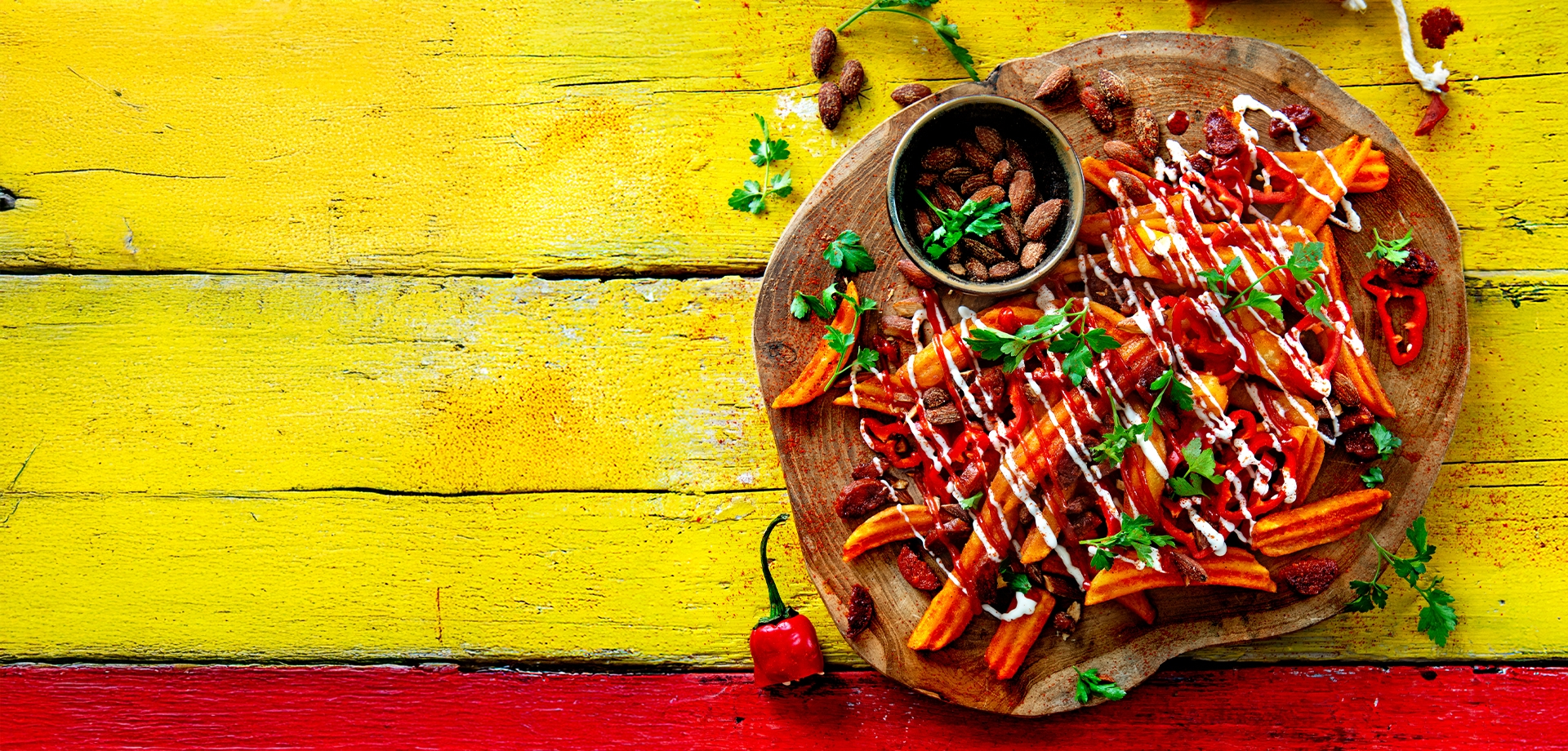 loaded-fries-in-stil-bravas