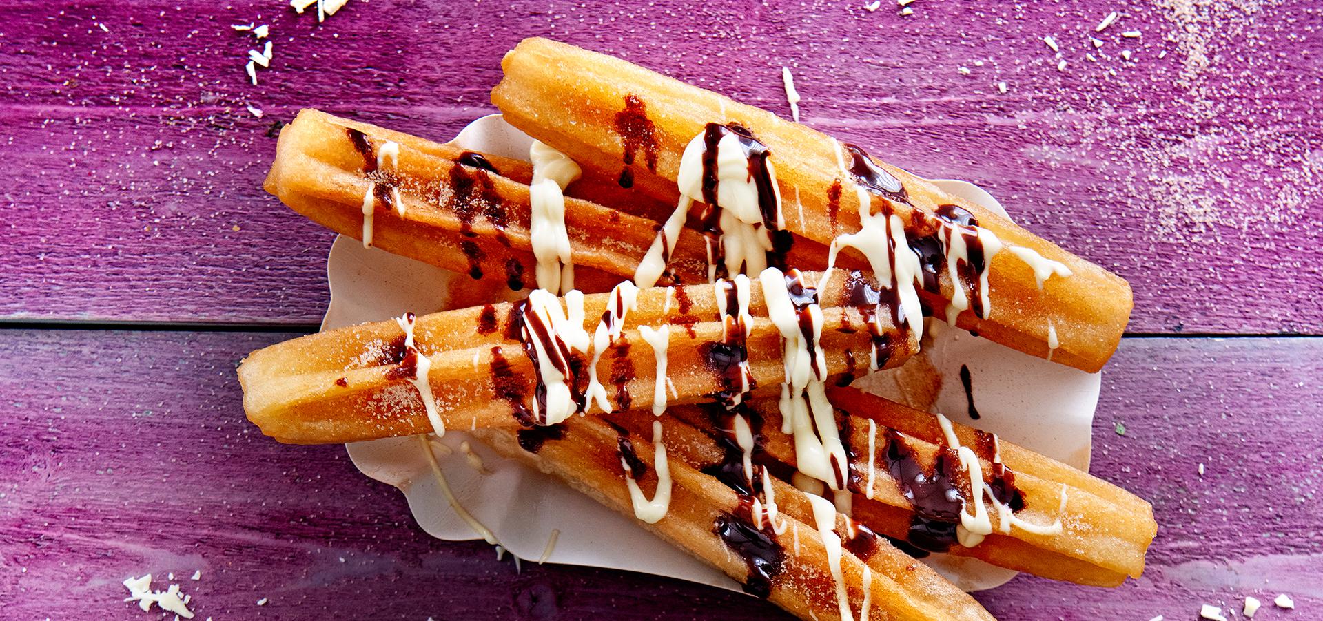churros_cu_doua_feluri_de_ciocolata