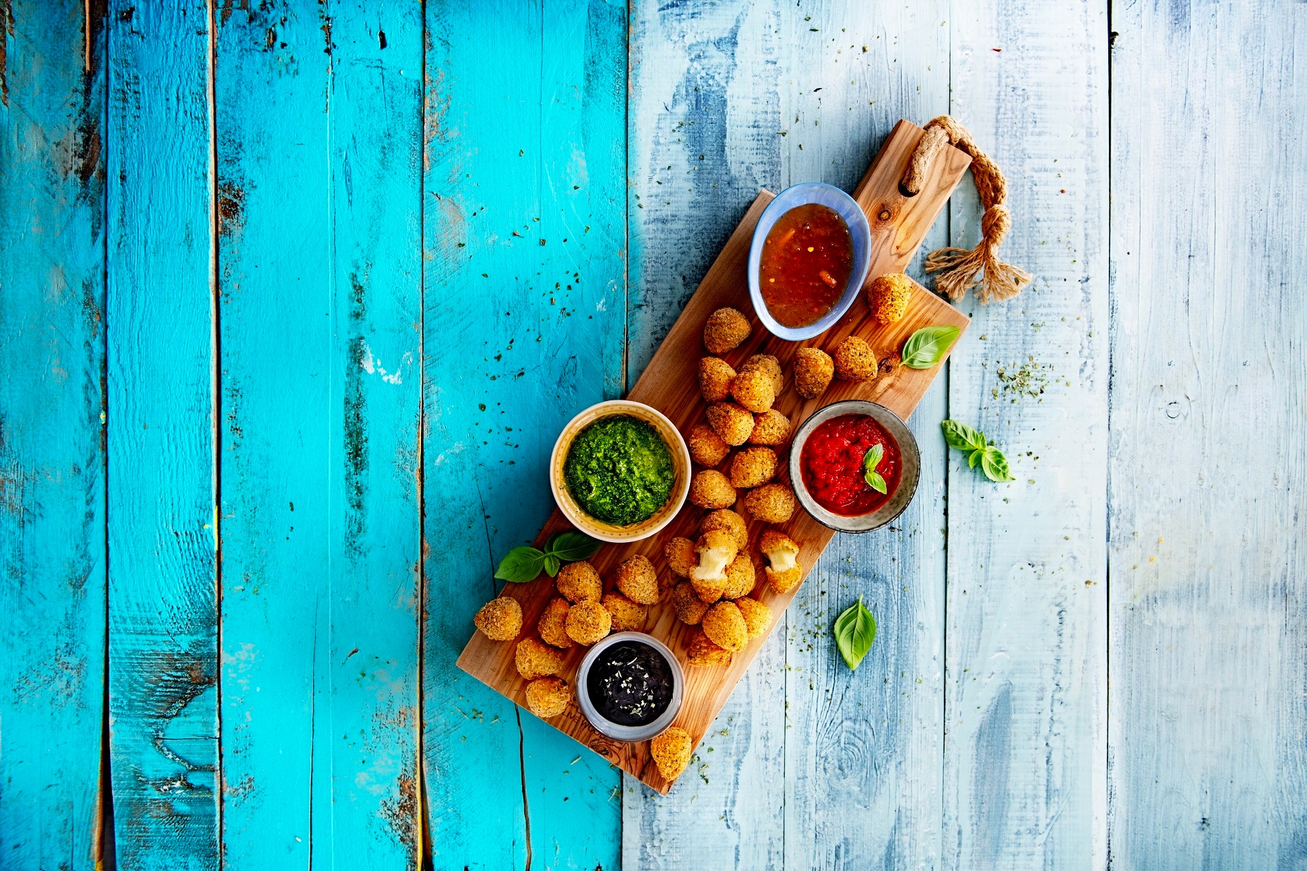 gustari_cu_branza_mozzarella_aviko food service